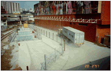 Fugitive dust emission took place when trucks leaving site 