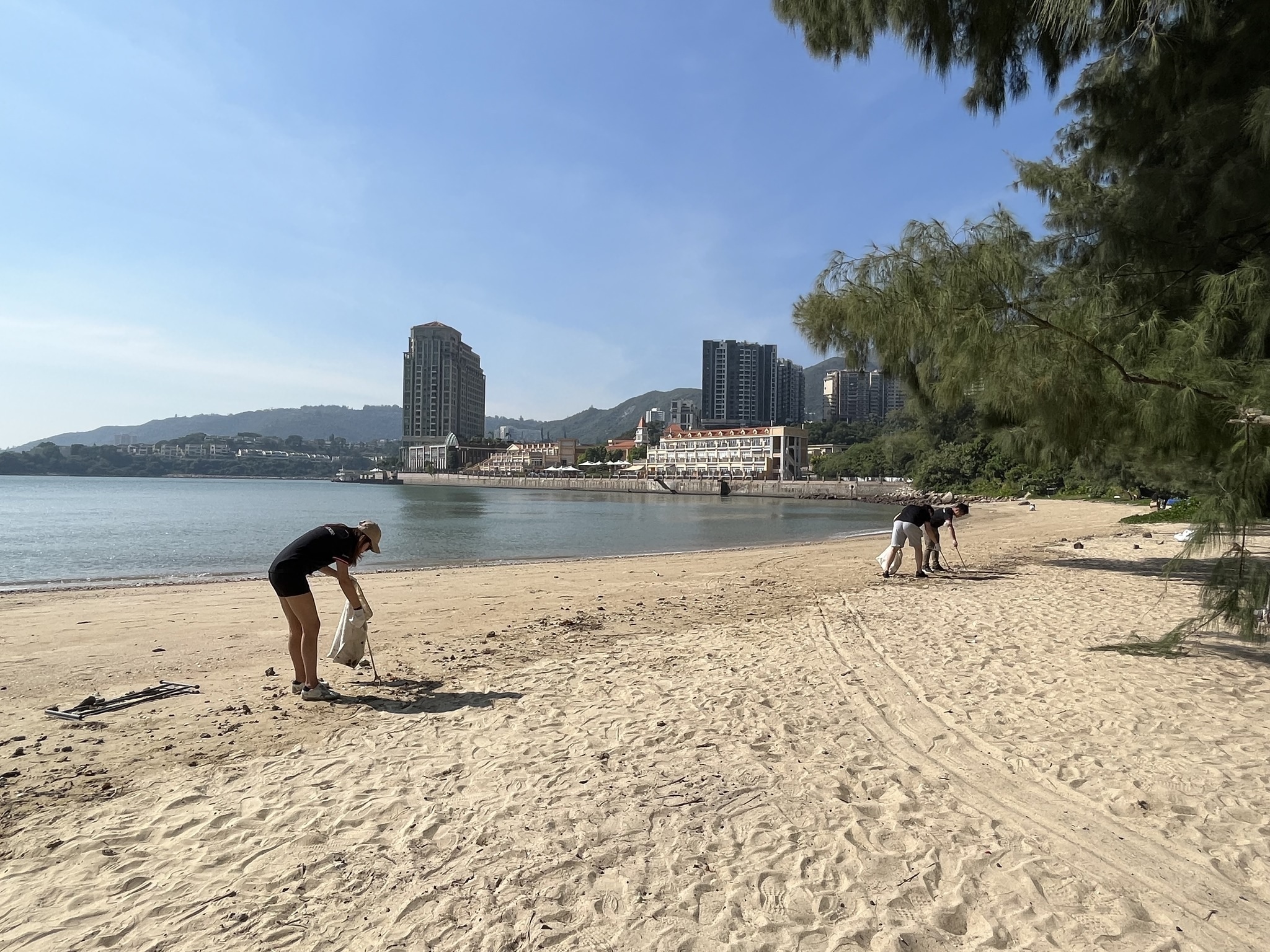 A Plastic Ocean Foundation and DBS Bank