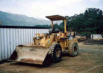 Loader, wheeled