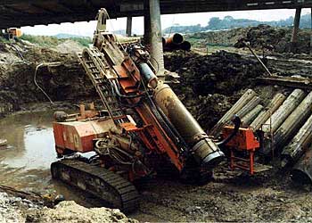 Piling, earth aguer, auger