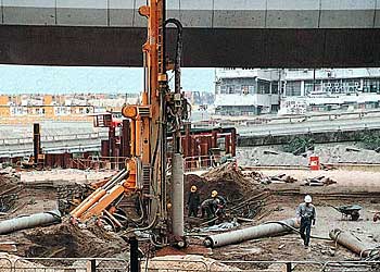 Rock drill, crawler mounted (hydraulic)