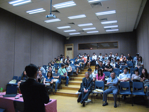 The fourth thematic workshop for restaurant trade was held on 22 June 2009 at Lecture Room 1, Shatin Town Hall, Shatin