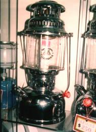 Image of kerosene lantern