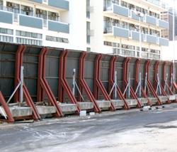 Movable noise barrier