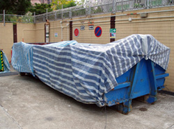 Covered metal bin for temporary storage of segregated waste materials