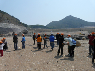 Site visit by TKO residents