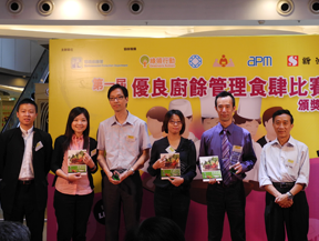 Ĥ@u}pl޲zvɱovAaxTable 18Aȭxs{HΩuxOliver's Super SandwichesxWX