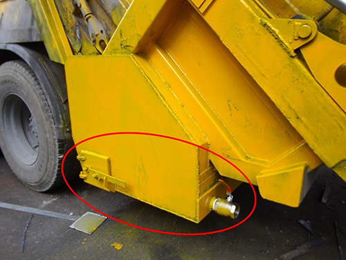 污水收集缸不可有污水渗漏。收集缸旁边须设有清理门，以便进行内部清洁。清理门须装有稳固的密封设计(如胶边)，以防止清理门关上后有污水渗漏。如收集缸设有阀门，阀门关上后不可有污水渗漏。