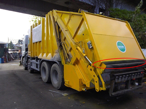 如因安全及减低噪音理由需在金属尾盖底部安装弹性胶条，弹性胶条不可高于18 厘米。