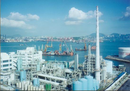 焚化炉烟囱图片