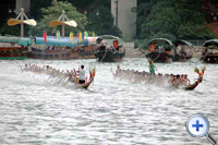 龙舟竞渡