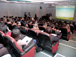 出席者包括廟宇、火葬場及相關業界的代表