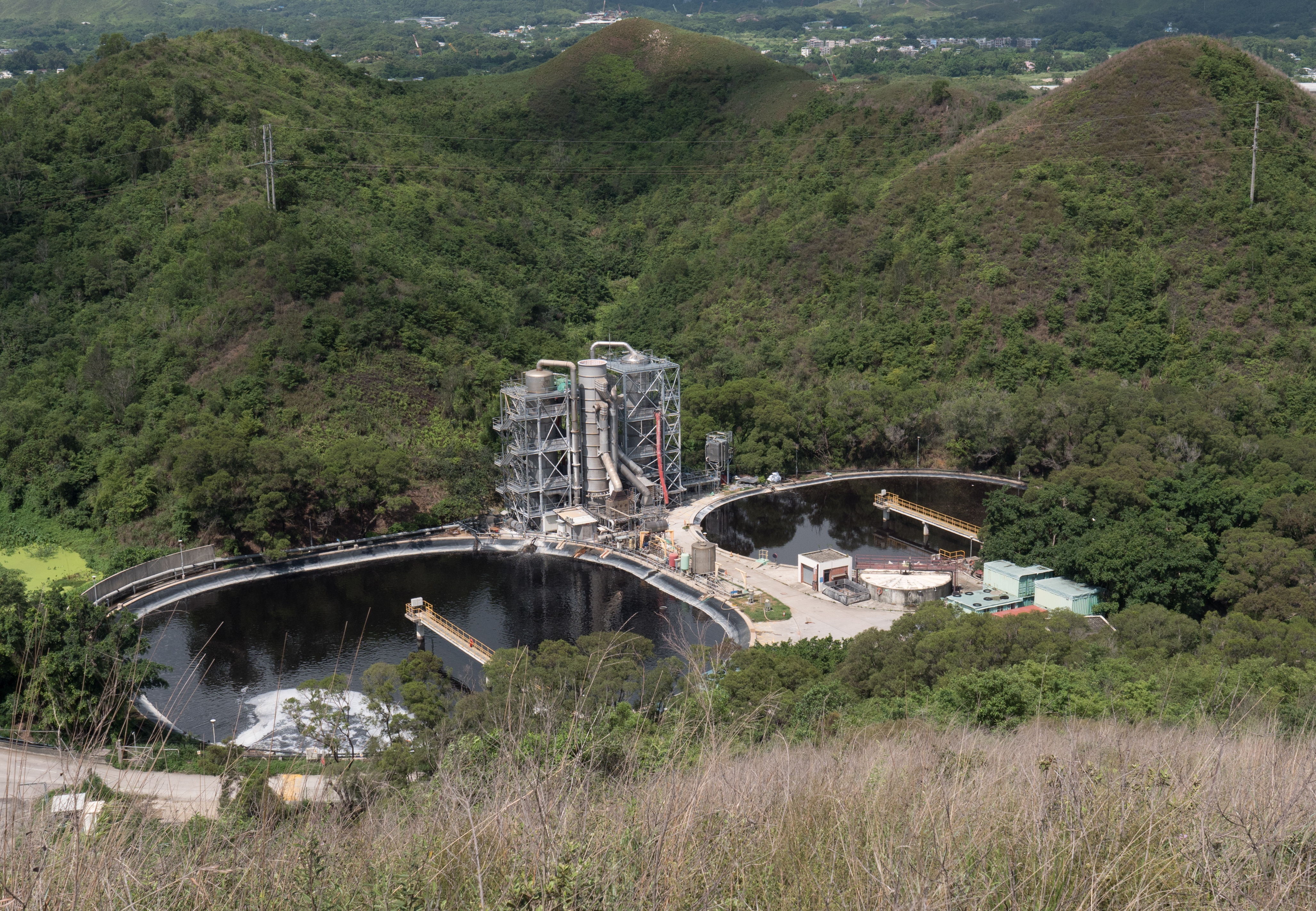 新界東北堆填區的滲濾污水處理設施圖
