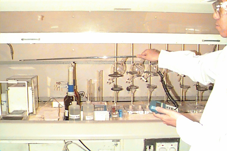 化學廢物成分分析圖片